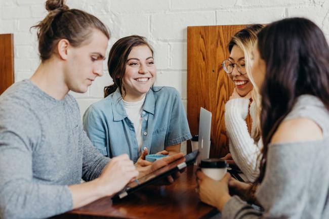 Les stagiaires parlent